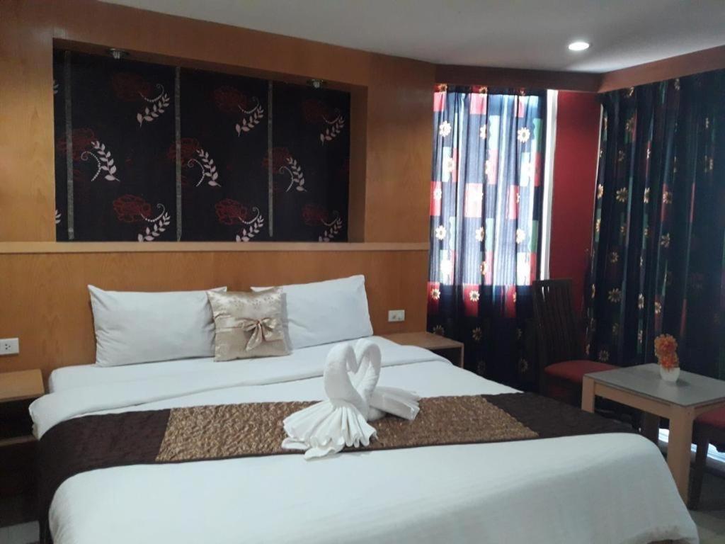 New Pind Balluchi Inn Pattaya Dış mekan fotoğraf